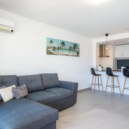 Apartment First Line Cosy *